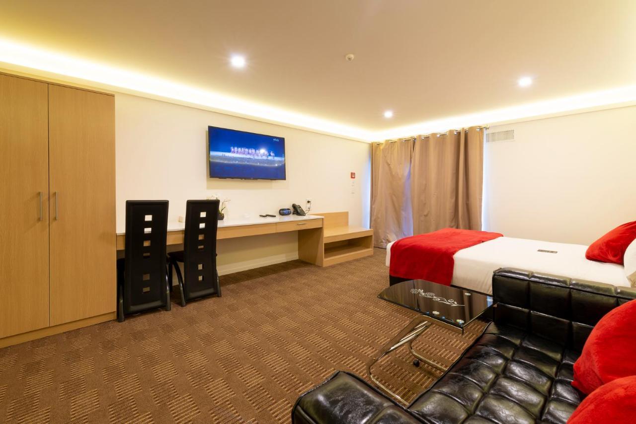 V Motel Christchurch Esterno foto